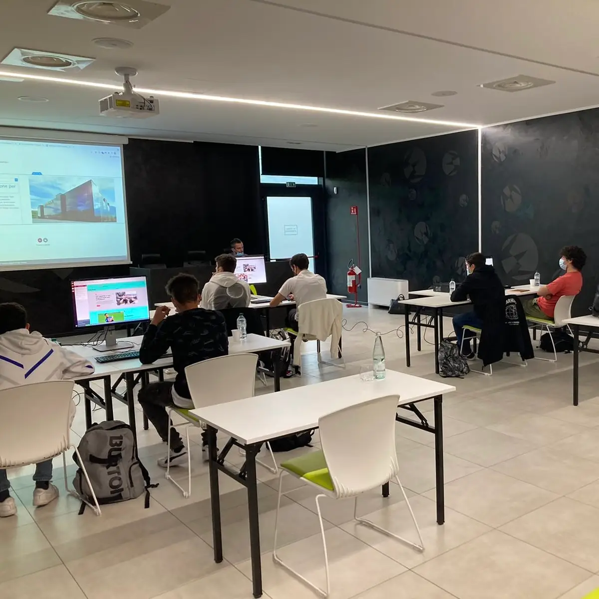 My work c0487dc9 aa59 4399 abd0 1ee84beef895