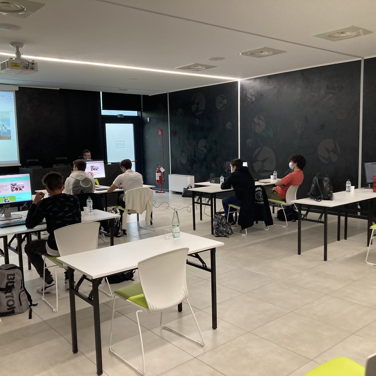 My work c0487dc9 aa59 4399 abd0 1ee84beef895